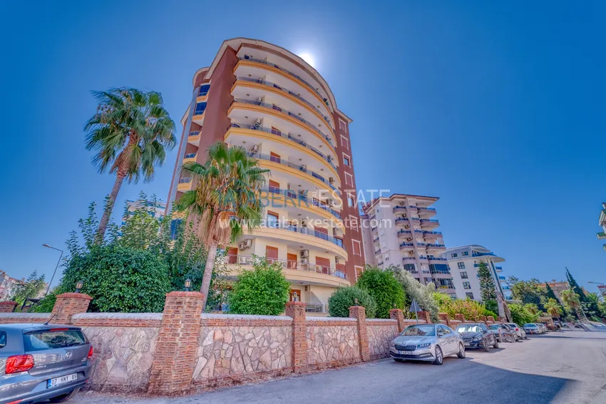 4+1 single-level apartment with a separate kitchen in the center of Alanya, Cleopatra beach area 8
