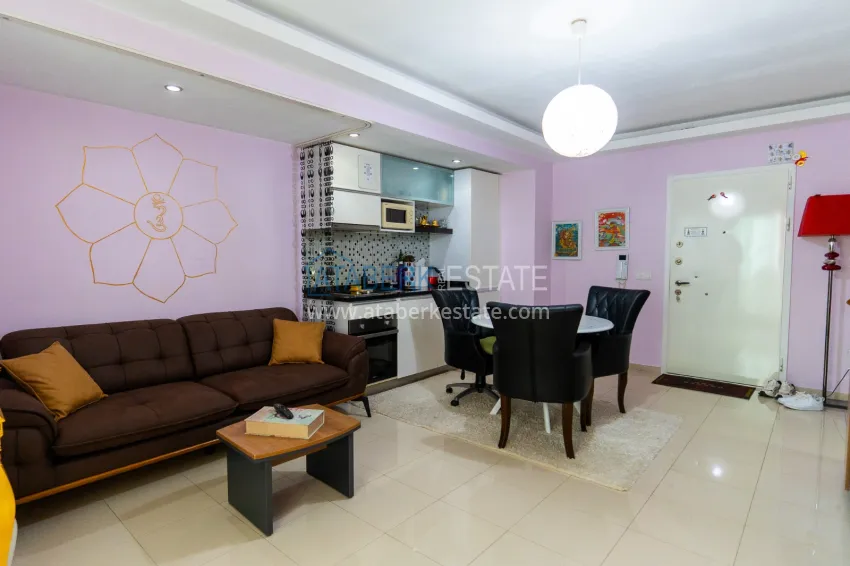 Purchase One bedroom apartment with a glazed balcony in Alanya, Oba district 6 