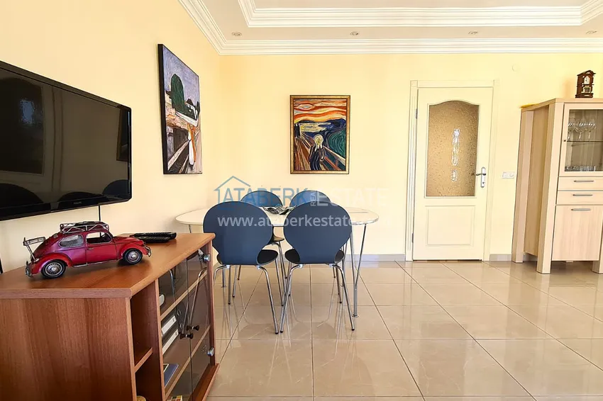 Purchase  2+1 apartment with furniture and a glazed balcony just 300 meters from the sea, Oba district - Alanya 7 