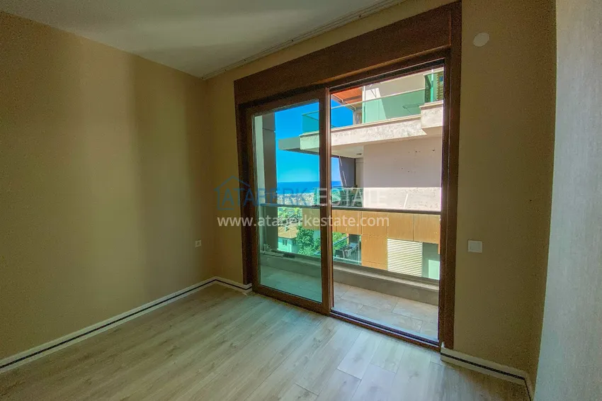Purchase  Four-room linear apartment with separate kitchen in the center of Alanya — Hasbahce 7 