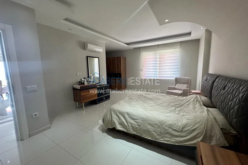 Purchase Duplex penthouse with sea view in an ultra-luxury complex, Alanya Kestel district 9