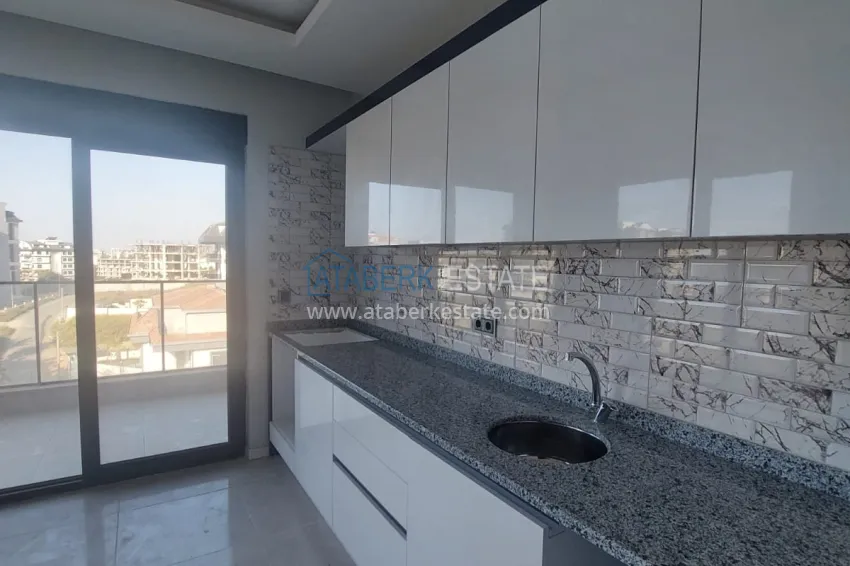 Purchase New buildings in Alanya! 2+1 apartment with separate kitchen in Avsallar 8 