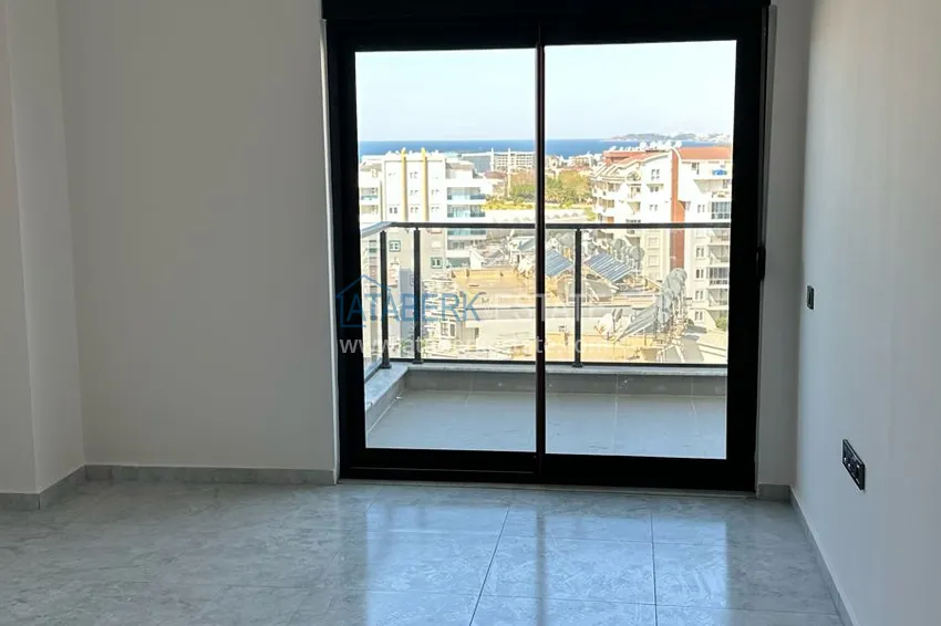 Purchase  One bedroom apartment with sea view in a new complex — Alanya, Avsallar district 7 