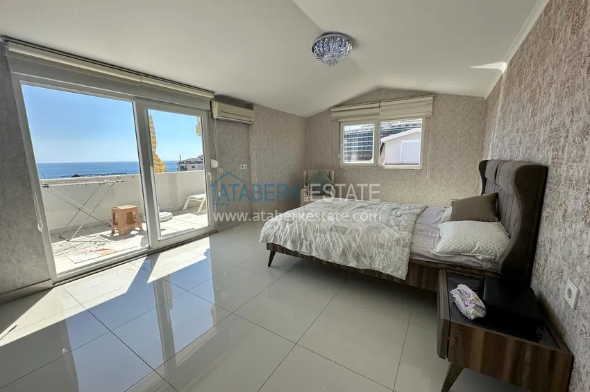 Purchase Duplex penthouse with sea view in an ultra-luxury complex, Alanya Kestel district 11