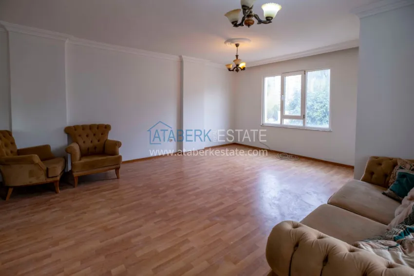 Purchase Two bedroom apartment in the center of Mahmutlar with mountain views 5 