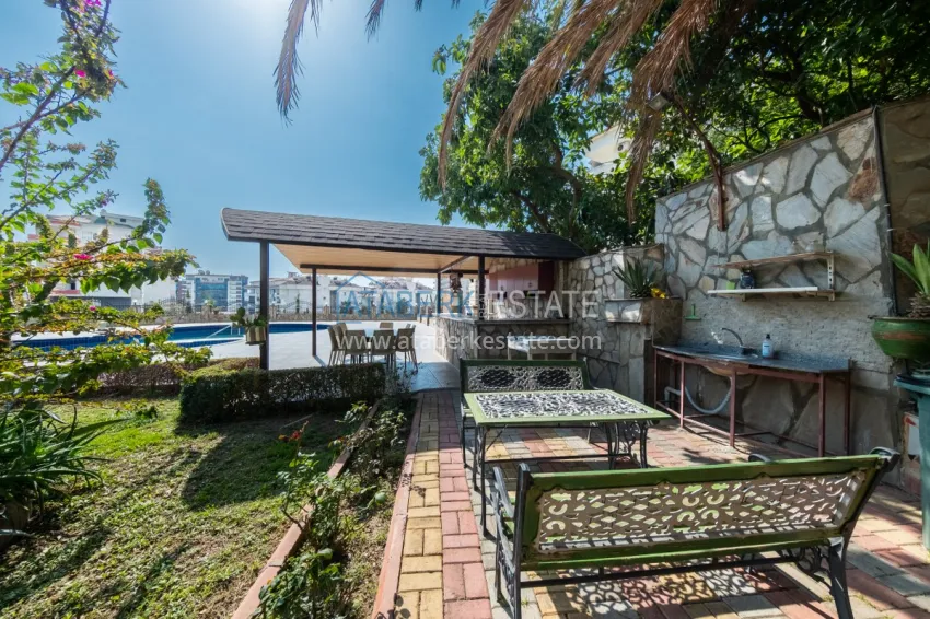 Property for a residence permit in Alanya. 2+1 apartment in Cikcilli area 9 