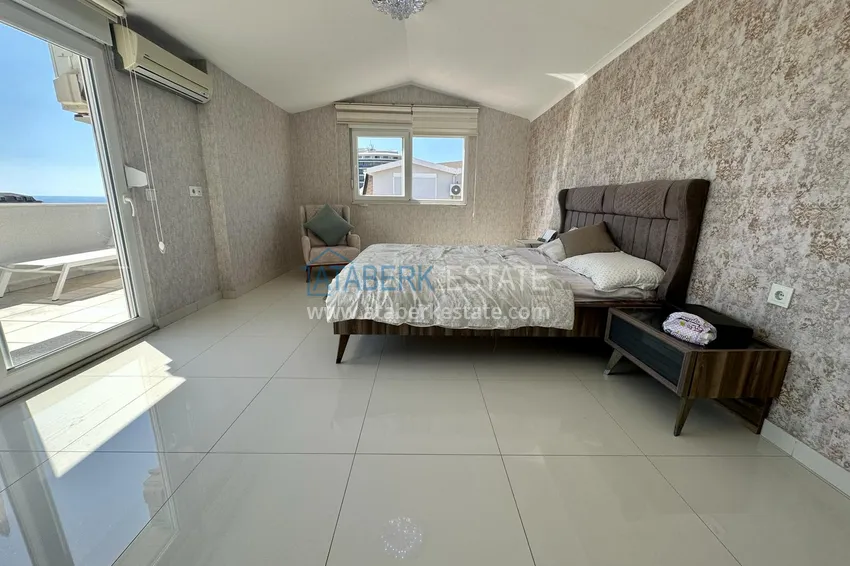 Purchase Duplex penthouse with sea view in an ultra-luxury complex, Alanya Kestel district 12
