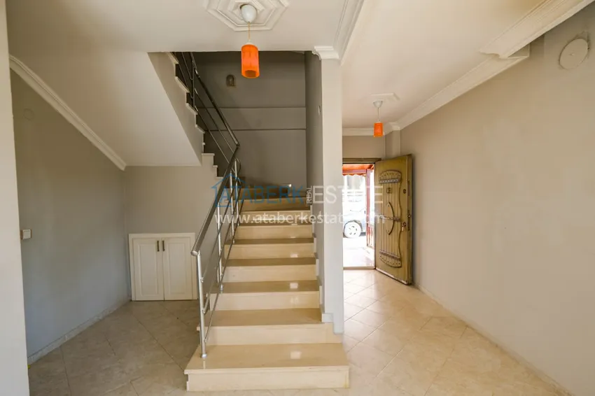 Purchase  Three-storey villa in Alanya - Demirtash district. Suitable for citizenship and residence permits  1 