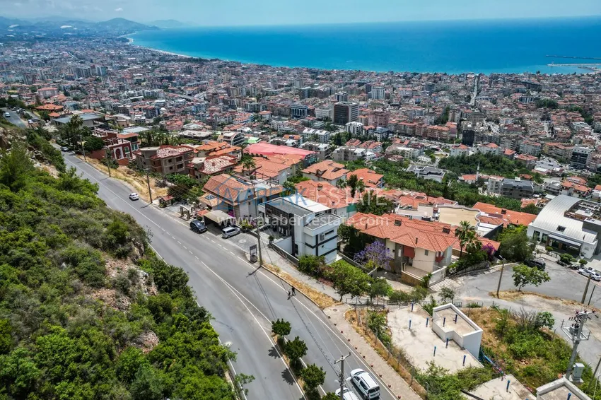 Luxury villa with panoramic views of the sea and the castle in Alanya — Kucukhasbahce district 9 