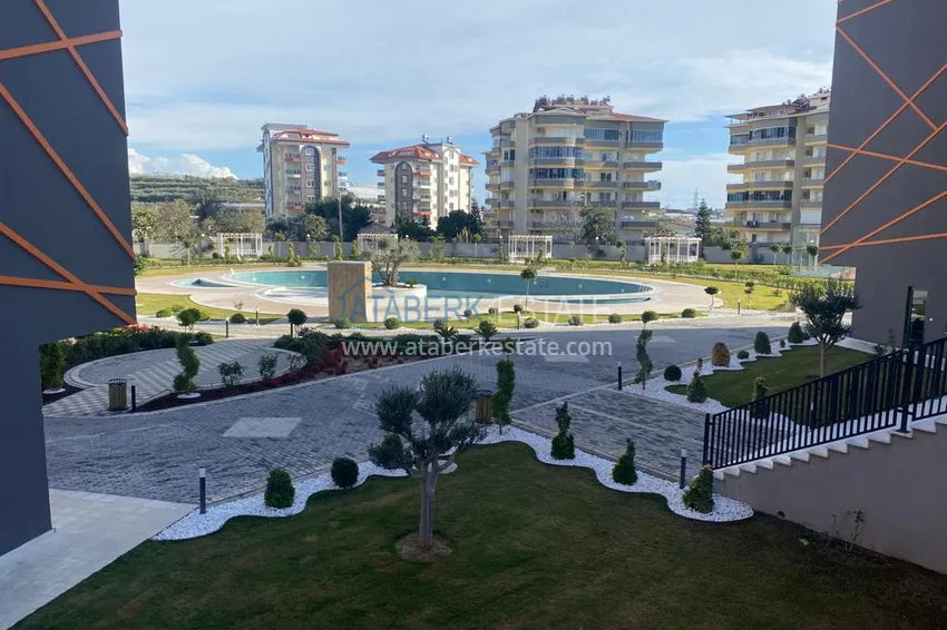 One bedroom apartment with furniture in a modern complex, Avsallar district 1 