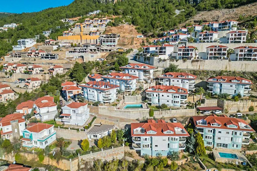 Spacious furnished duplex with views in the prestigious area of Alanya - Bektash 5 