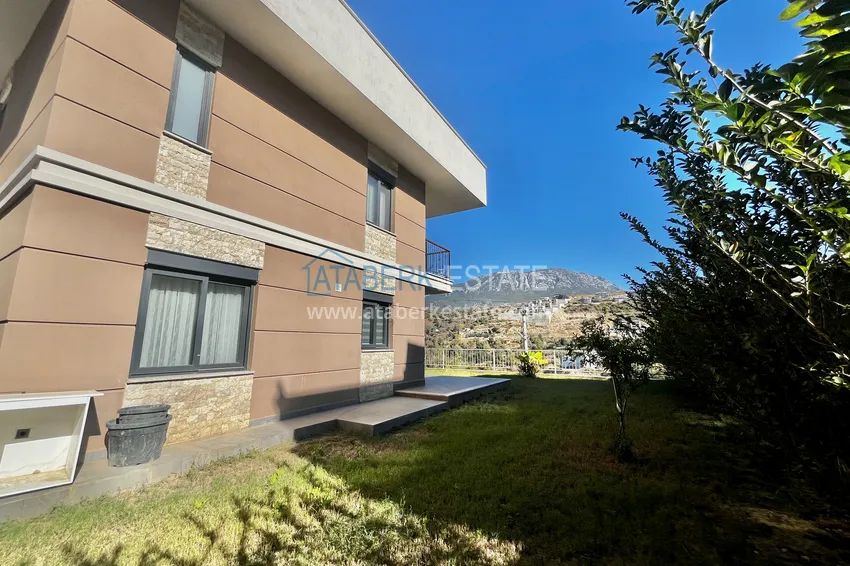 Semi-detached two-level villa with furniture and garden in Kargicak, Alanya 20 