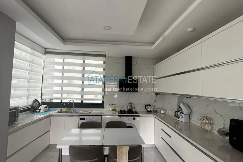 Purchase Two-bedroom apartment with a glazed balcony in Mersin, Tomyuk district 5 