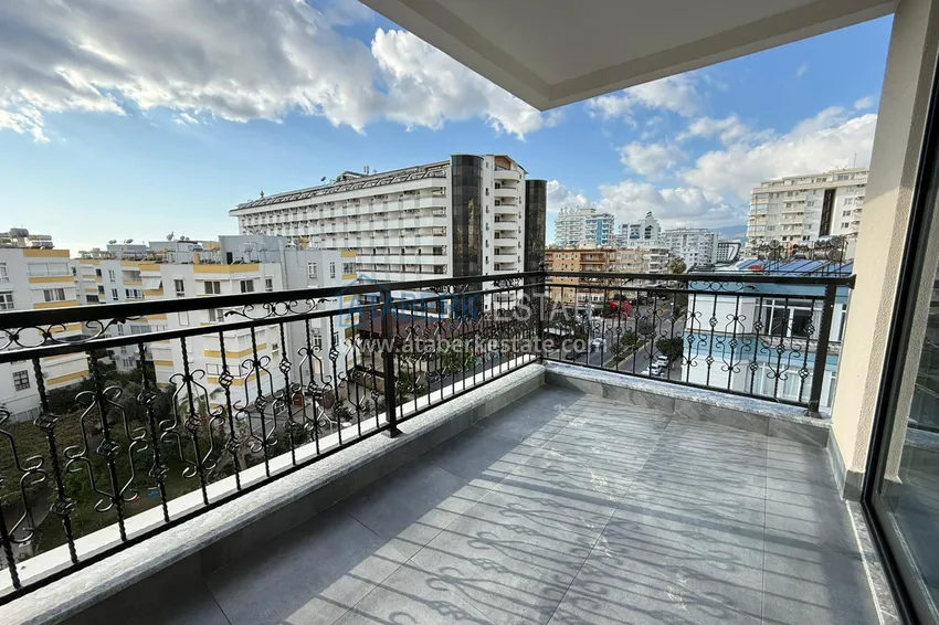 Purchase Two-bedroom apartment just 150 meters from the sea — Alanya, Mahmutlar 10 