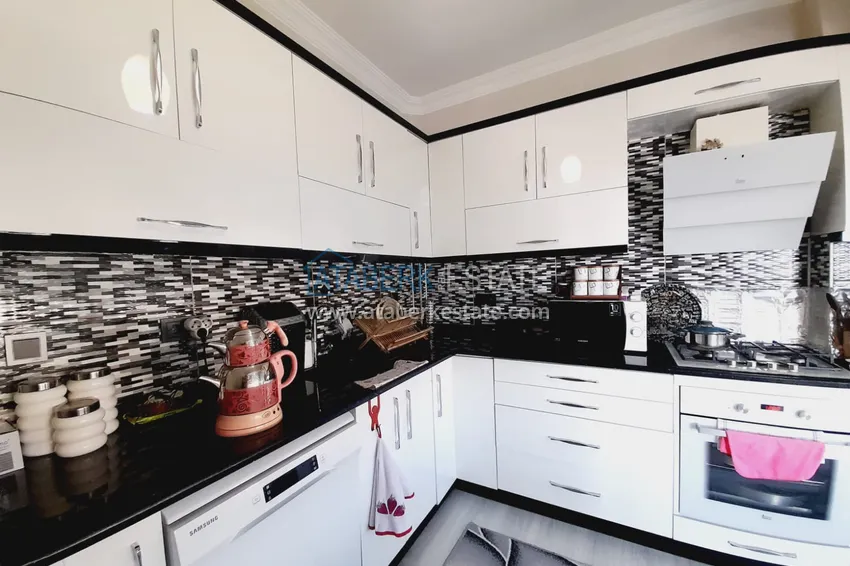 Purchase  Three-room apartment with separate kitchen and furniture in the center of Alanya	 6 