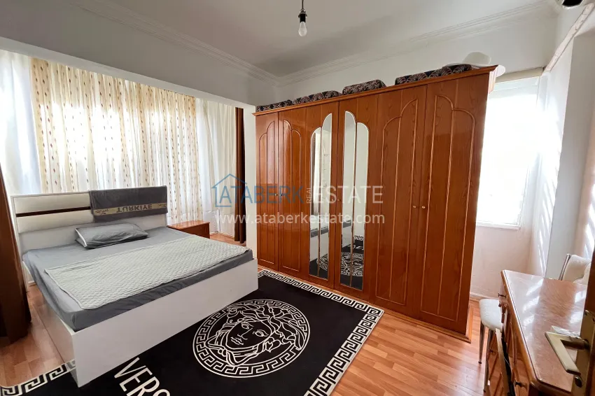 Purchase 1+1 apartment with furniture and a separate kitchen 250 meters from the sea — Alanya, Oba district 9 