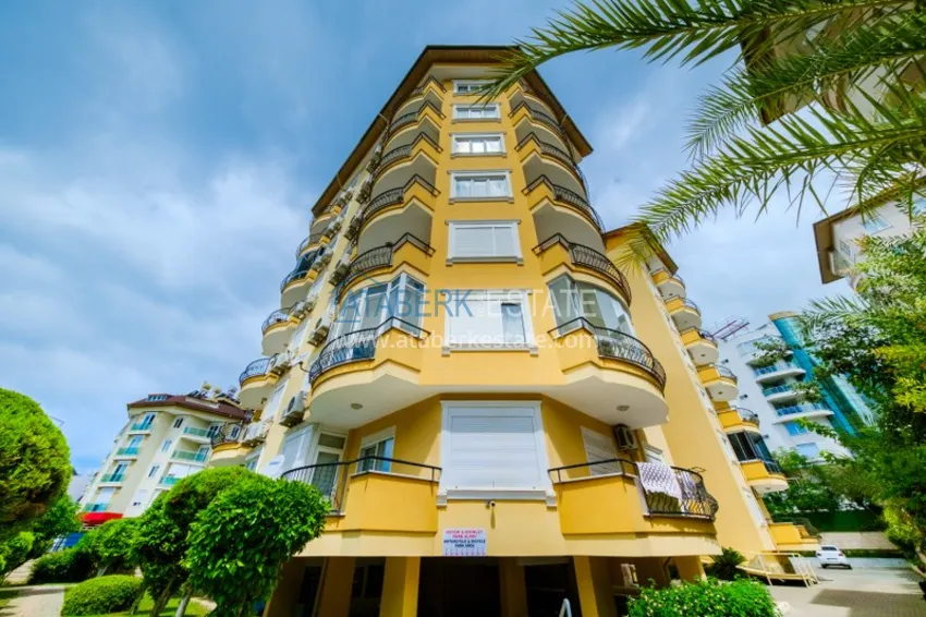 Property for a residence permit in the center of Alanya, Three-room apartment with furniture 11 