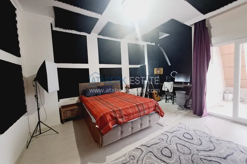 Purchase  Furnished duplex penthouse with separate kitchen in Alanya, Mahmutlar district 11 