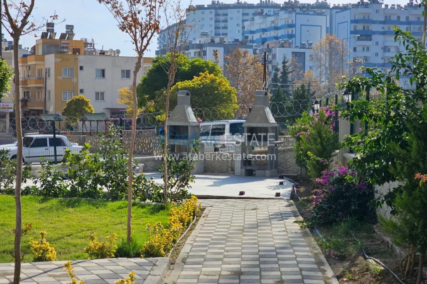 Real estate for citizenship and residence permits. Apartments from the developer in Mersin, Tomyuk 13 