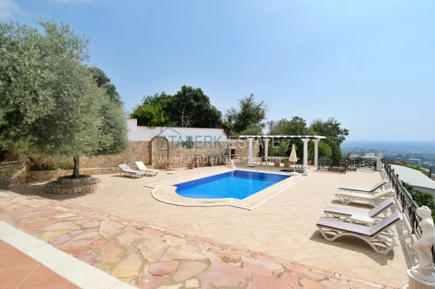 Gorgeous private villa with panoramic views and guest bungalow in Kestel, Alanya 13 