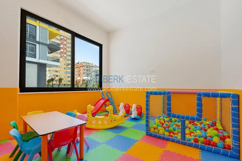 1+1 apartment in Mahmutlar with furniture and mountain views 13 