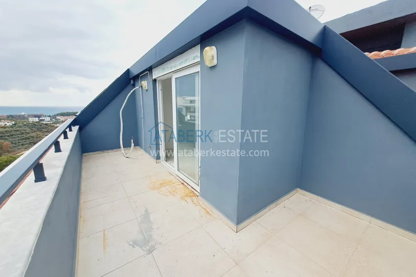 Purchase 2+1 duplex penthouse in the Avsallar area — separate kitchen and sea view 15 