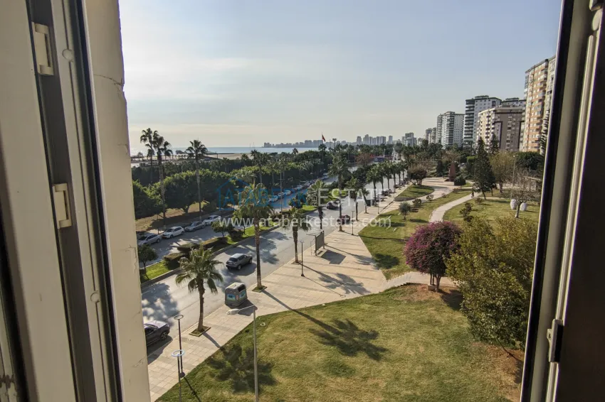 Purchase 3+1 linear apartment after major repairs on the first line — Mersin, Yenisehir district 17 