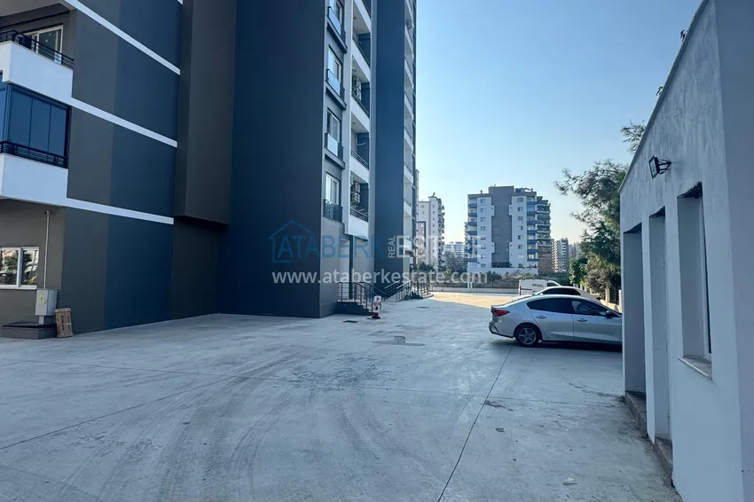Two-bedroom apartment with sea and mountain views in a modern complex — Mersin, Tomyuk district 17 