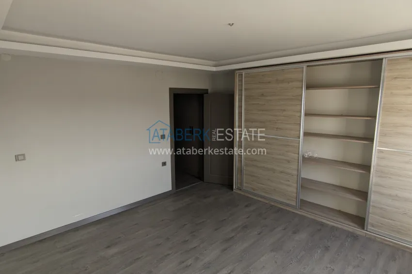 Purchase 3+1 linear apartment after major repairs on the first line — Mersin, Yenisehir district 18 