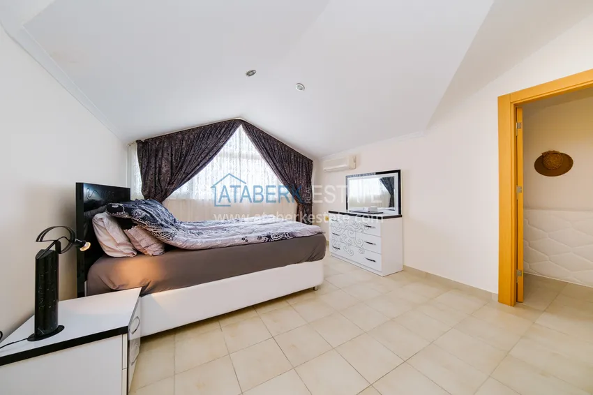Purchase  Spacious furnished duplex with views in the prestigious area of Alanya - Bektash 19 