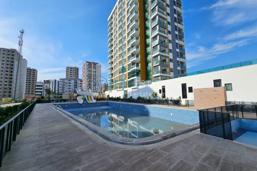Real estate for citizenship and residence permits. Apartments from the developer in Mersin, Tomyuk 1 