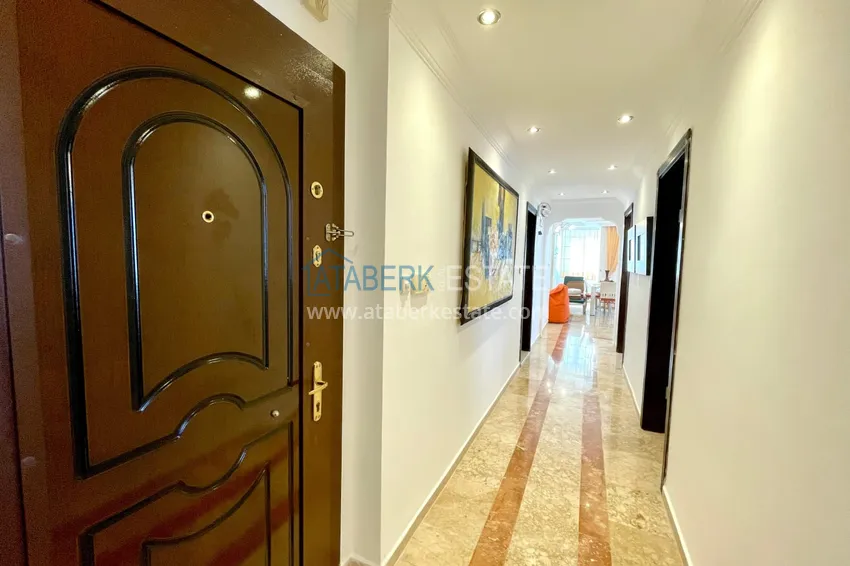 Purchase  Linear four-room apartment with furniture and sea view - Mahmutlar 1 