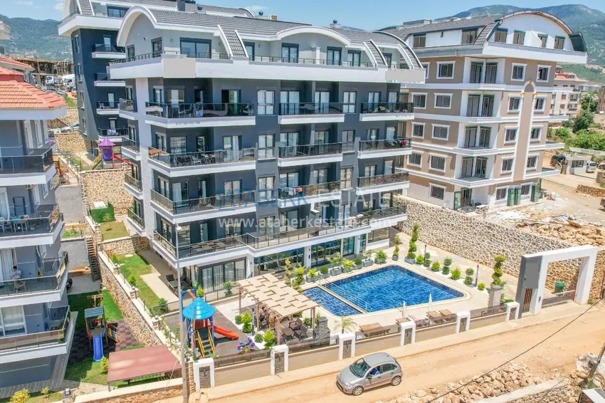 Garden duplex with modern interiors in a new residential complex, Oba district, Alanya 1 