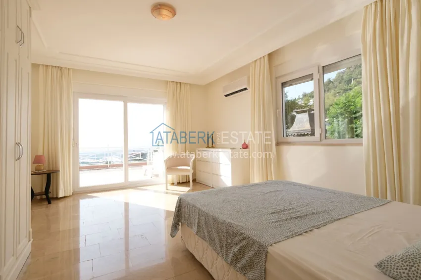 Purchase Gorgeous private villa with panoramic views and guest bungalow in Kestel, Alanya 24 
