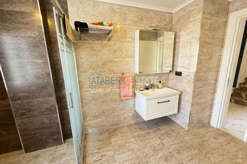 Purchase Semi-detached triplex villa in Kargicak area, furnished in a cottage complex 28 