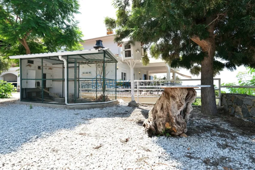 Purchase Gorgeous private villa with panoramic views and guest bungalow in Kestel, Alanya 47 