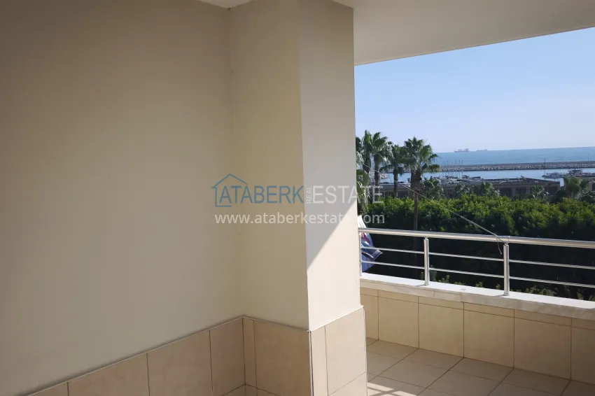 Purchase 3+1 linear apartment after major repairs on the first line — Mersin, Yenisehir district 31 