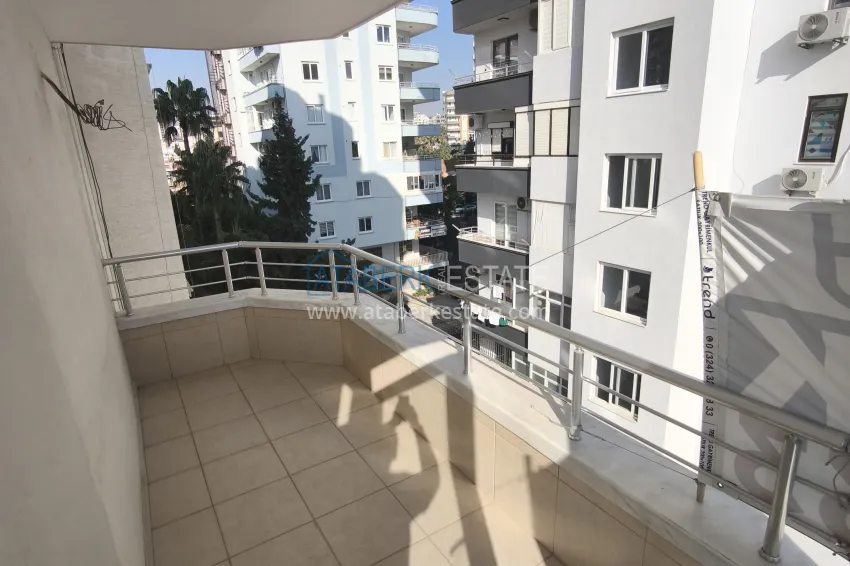 Purchase 3+1 linear apartment after major repairs on the first line — Mersin, Yenisehir district 33 