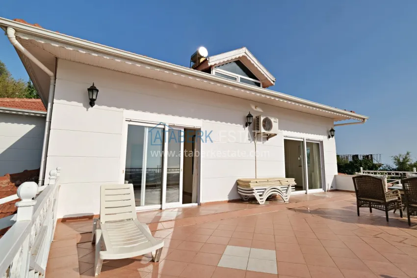 Purchase Gorgeous private villa with panoramic views and guest bungalow in Kestel, Alanya 39 