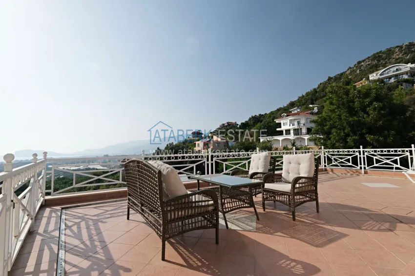 Purchase Gorgeous private villa with panoramic views and guest bungalow in Kestel, Alanya 40 