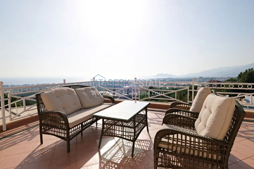 Purchase Gorgeous private villa with panoramic views and guest bungalow in Kestel, Alanya 41 