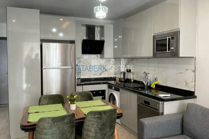 Purchase  Furnished 1+1 apartment in the center of Alanya, in a luxury complex  4 