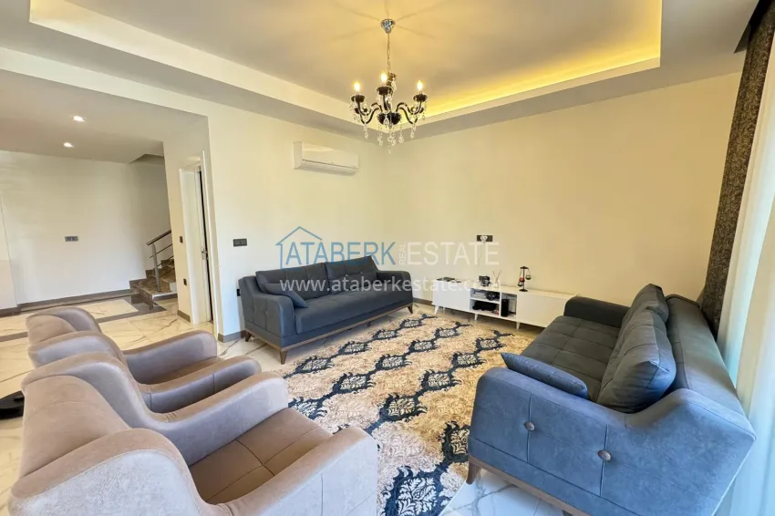 Purchase Semi-detached triplex villa in Kargicak area, furnished in a cottage complex 7 