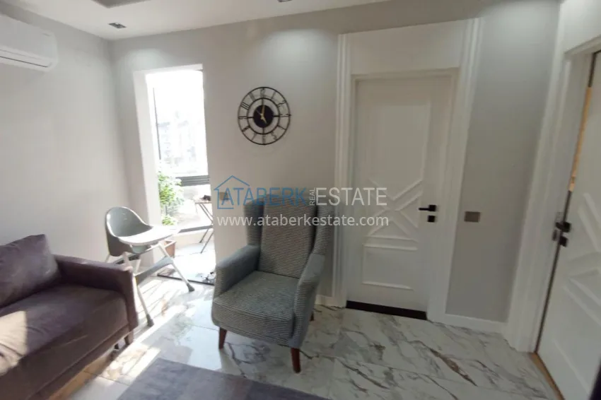 Purchase Turnkey one-bedroom apartment with a glazed balcony from the owner in the center of Mezitli 5 