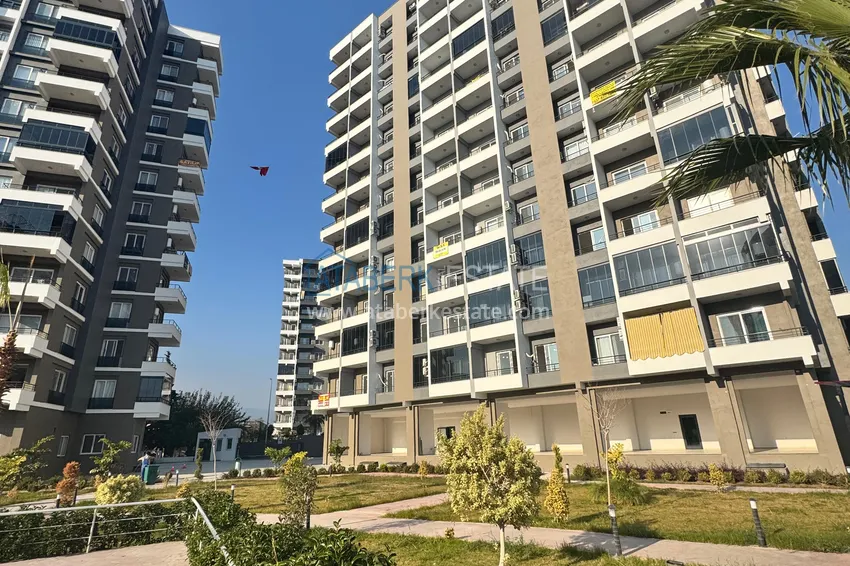 Two-bedroom apartment with sea and mountain views in a modern complex — Mersin, Tomyuk district 5 