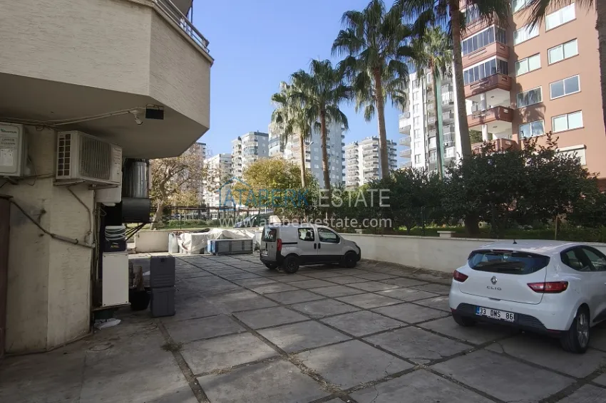 3+1 linear apartment after major repairs on the first line — Mersin, Yenisehir district 5 