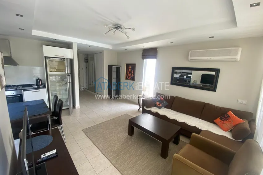 Purchase  Furnished three-room apartment in Oba, Alanya 7 