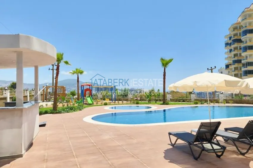 One bedroom apartment at a bargain price in Alanya, Mahmutlar district 6 