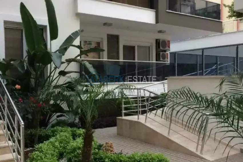 Real estate for a residence permit. Turnkey 1+1 apartment in the center of Alanya — Cleopatra beach area 6 