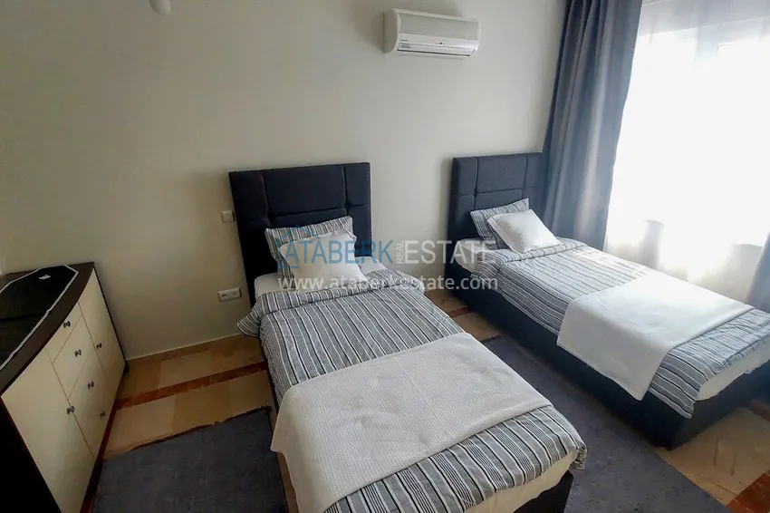 Purchase  Property from owner in Alanya — three-room apartment with furniture in Oba 9 
